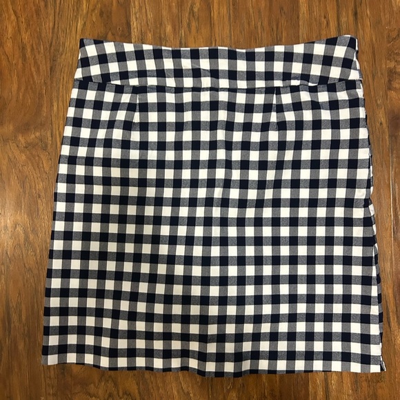 Checkered Navy Blue and White Women's Skirt With Shorts - Picture 9 of 9